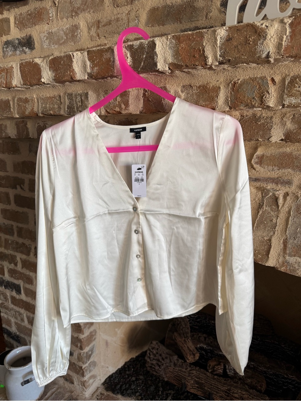 Express Ivory Satin Long-Sleeve Button-Front Top Size Small NWT